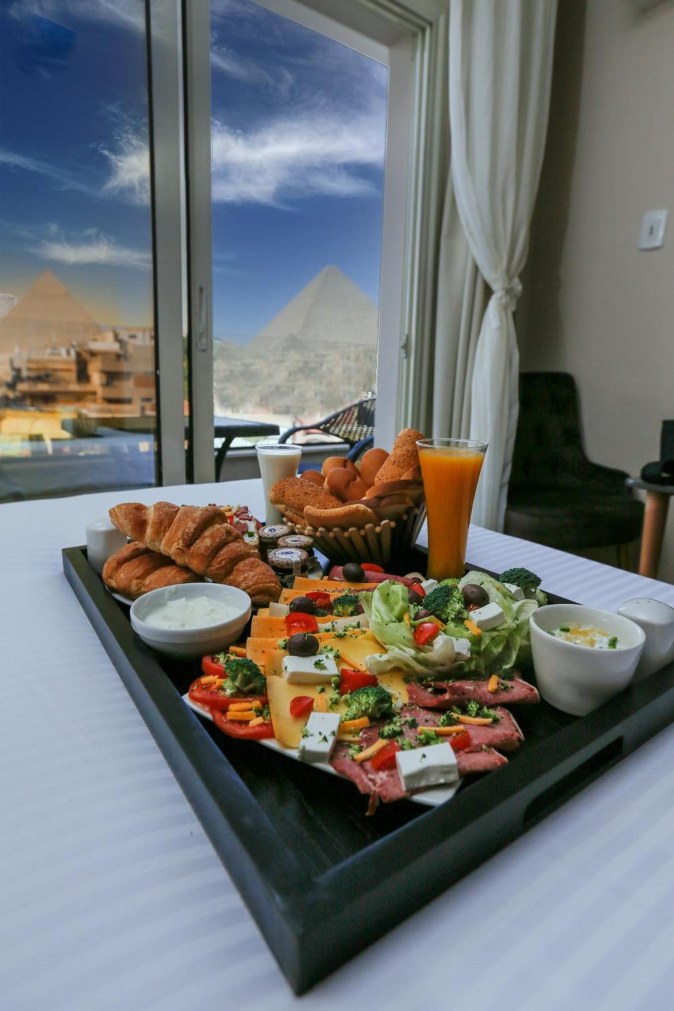 Steps In Pyramids View Hotel Kafrat al Jabal Exterior foto