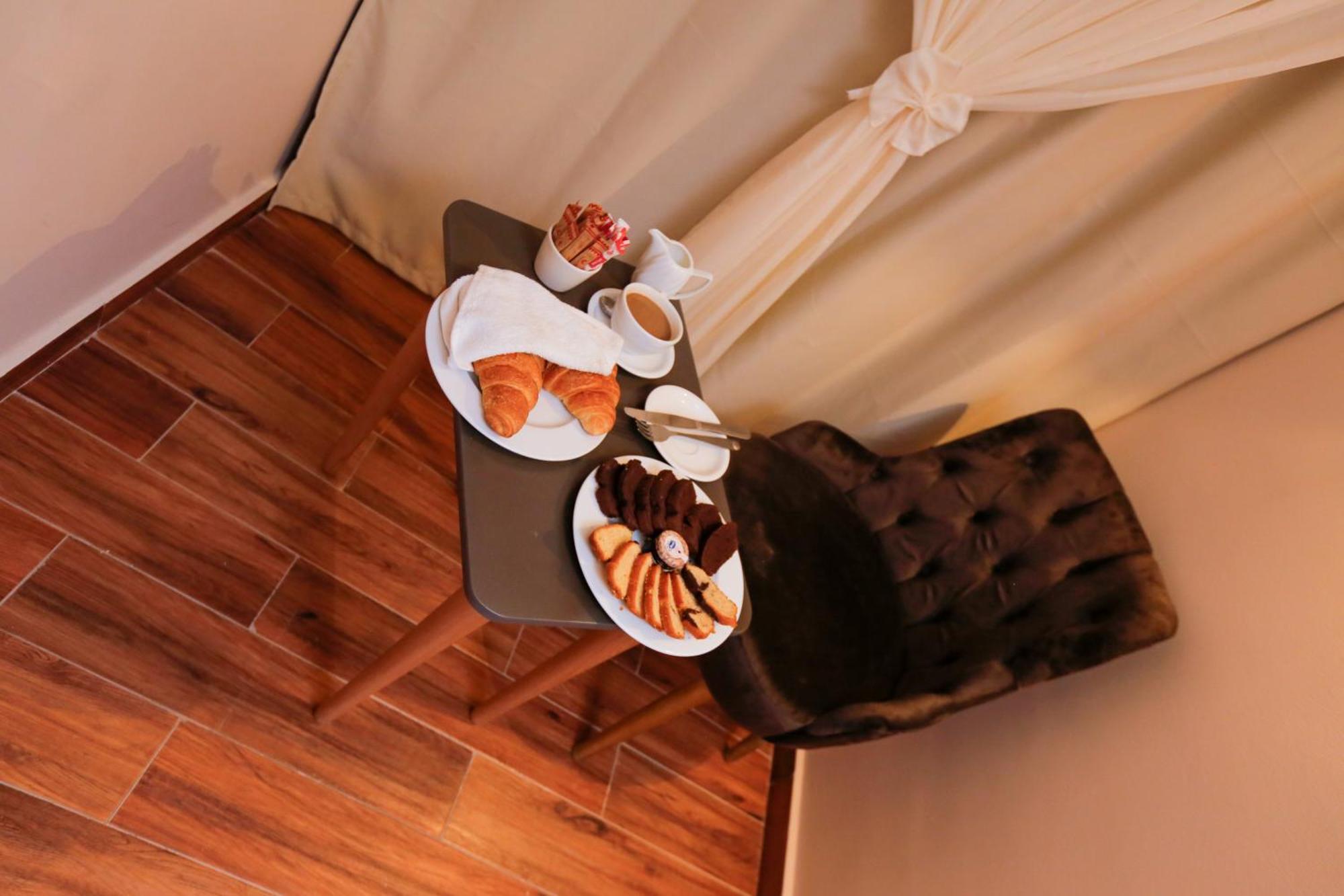 Steps In Pyramids View Hotel Kafrat al Jabal Exterior foto