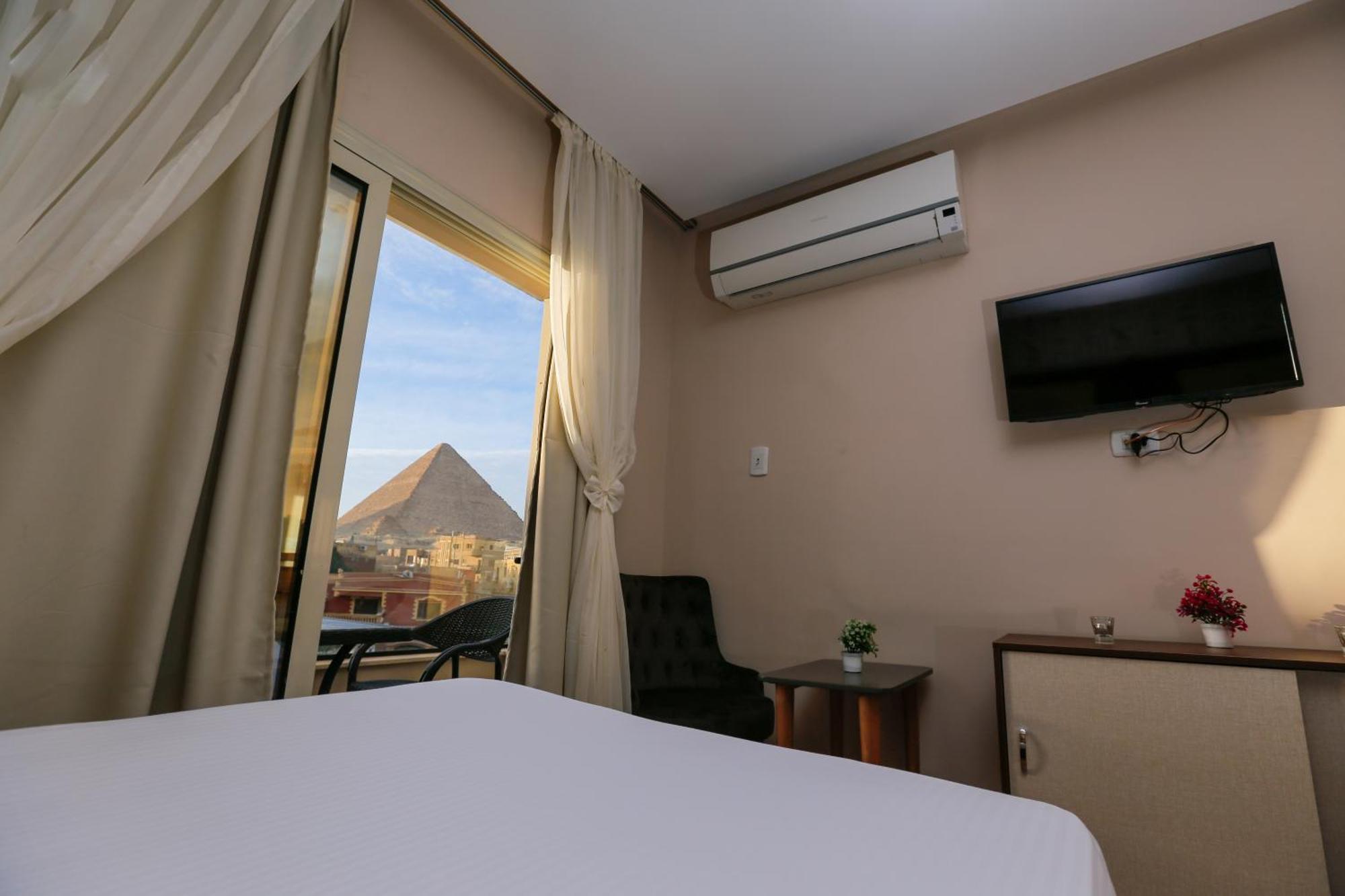 Steps In Pyramids View Hotel Kafrat al Jabal Exterior foto